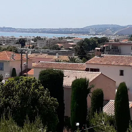 Lejlighed Spacious With Sea View Cagnes-sur-Mer