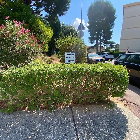 Spacious With Sea View * Cagnes-sur-Mer