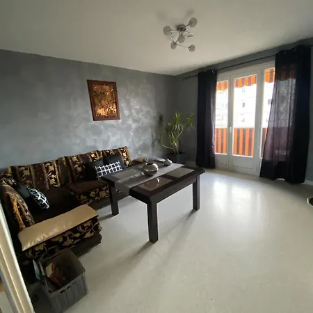 Spacious With Sea View *